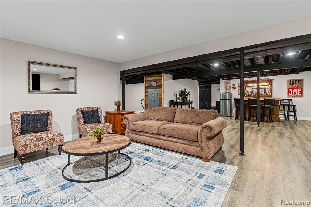 3127 Harbor Pointe Circle, Fenton, MI 48430 — Photo 35