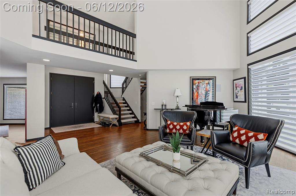 4057 Fox Lake Drive, Bloomfield Hills, MI 48302 — Photo 8