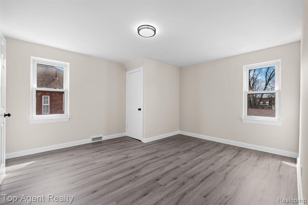 15093 Stahelin Avenue, Detroit, MI 48223 — Photo 28