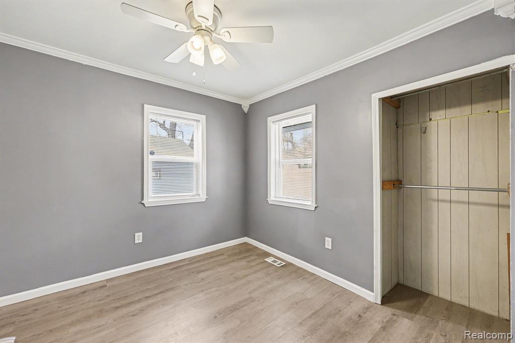 925 Kenilworth Avenue, Pontiac, MI 48340 — Photo 15
