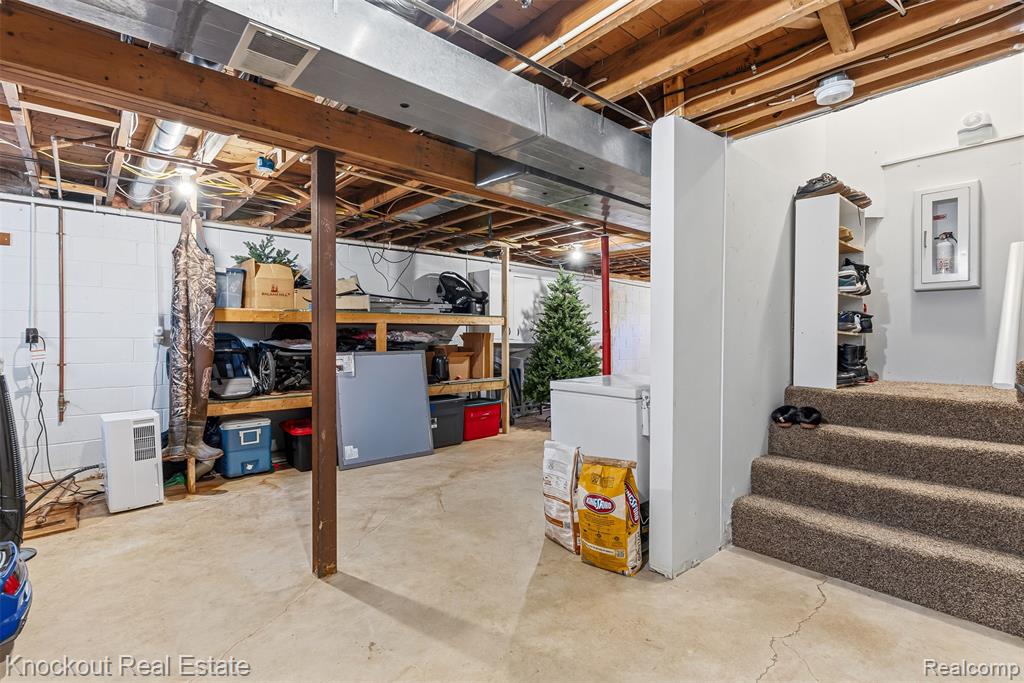 10277 Elms Road, Birch Run, MI 48415 — Photo 21