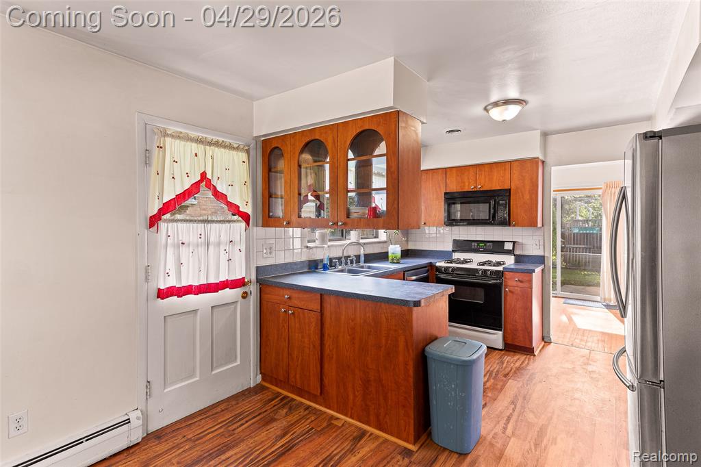 4581 Parkside Boulevard, Allen Park, MI 48101 — Photo 9