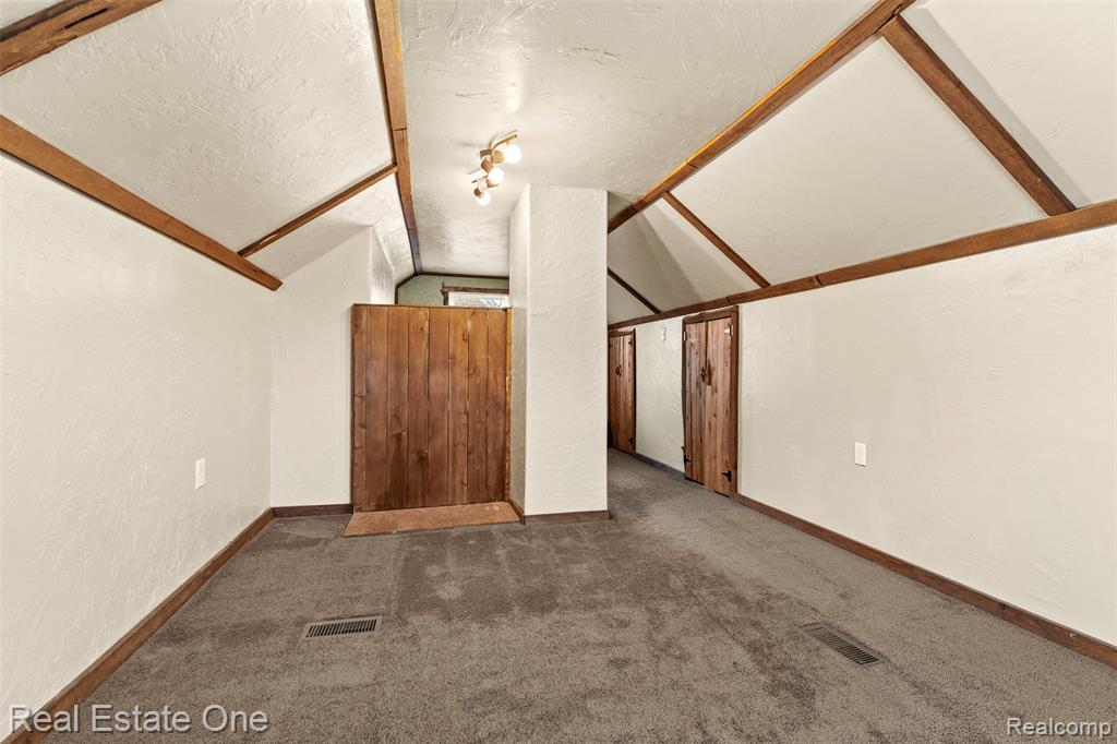 9140 Cloverlawn Street, Detroit, MI 48204 — Photo 16