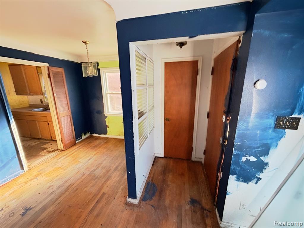 23450 Margareta Street, Detroit, MI 48219 — Photo 5
