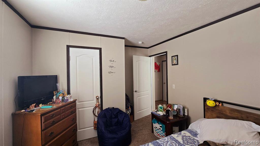 528 ELMWOOD Lane, Columbus, MI — Photo 15
