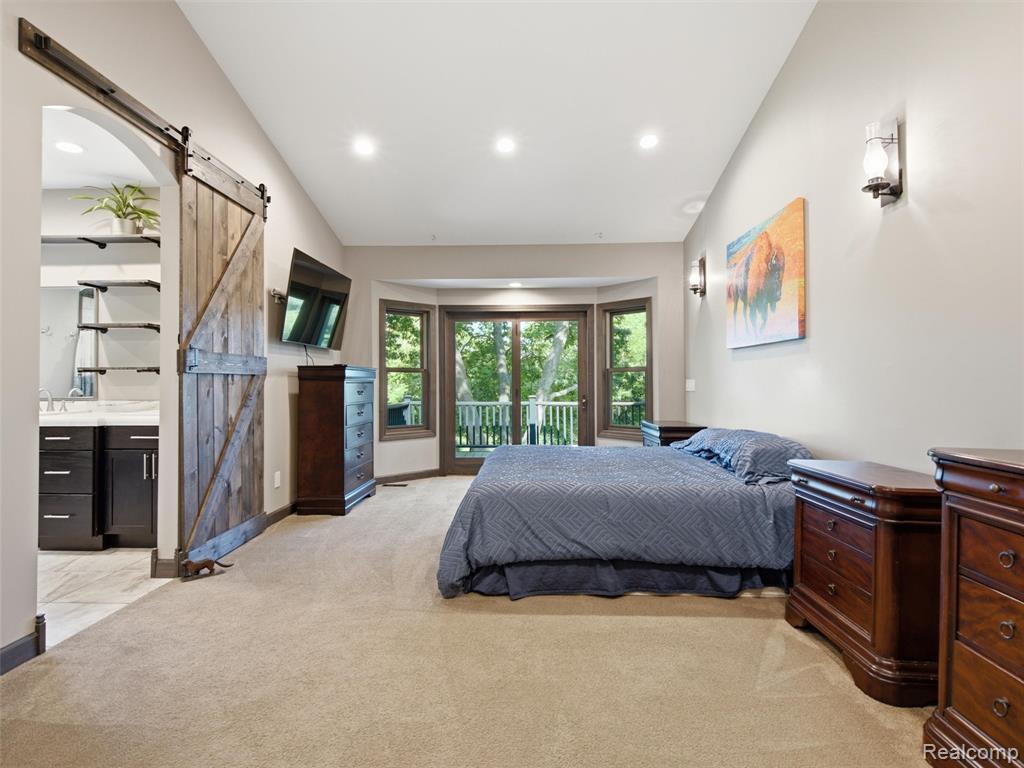 7055 Randall Drive, Fenton, MI 48430 — Photo 12