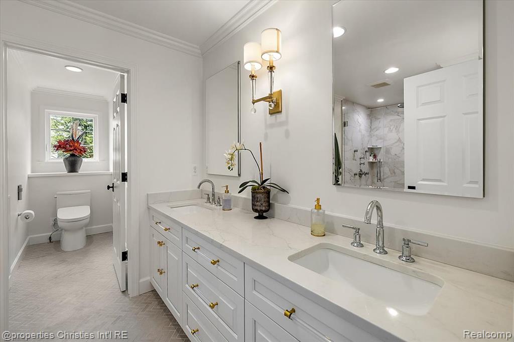 586 Fairfax Street, Birmingham, MI 48009 — Photo 37