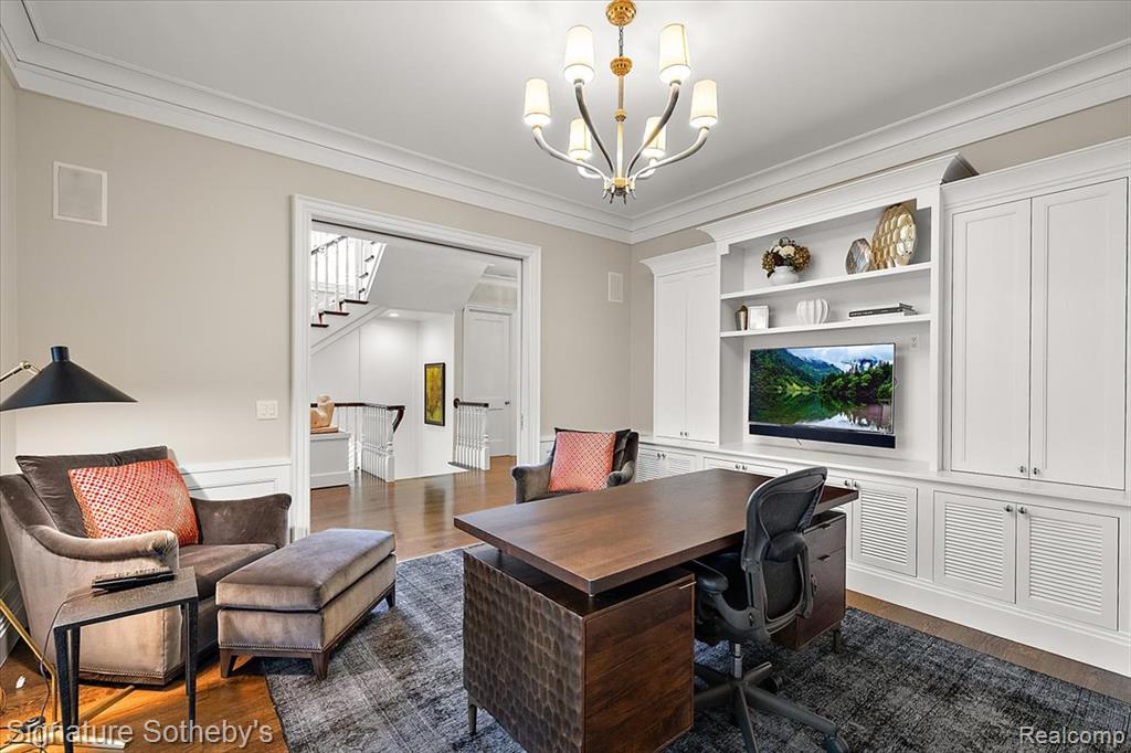 200 Woodland Villa Court, Birmingham, MI 48009 — Photo 19