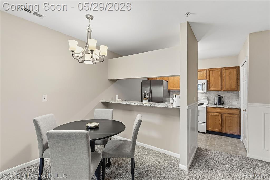 1173 Joyce Lane - Photo 5
