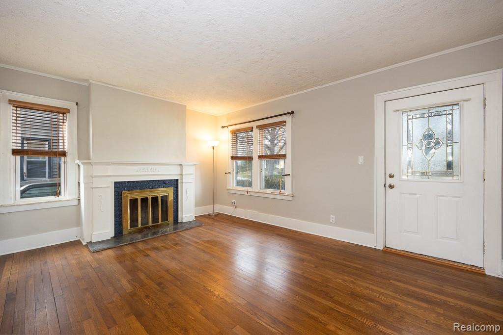6 Kensington Boulevard, Pleasant Ridge, MI — Photo 3