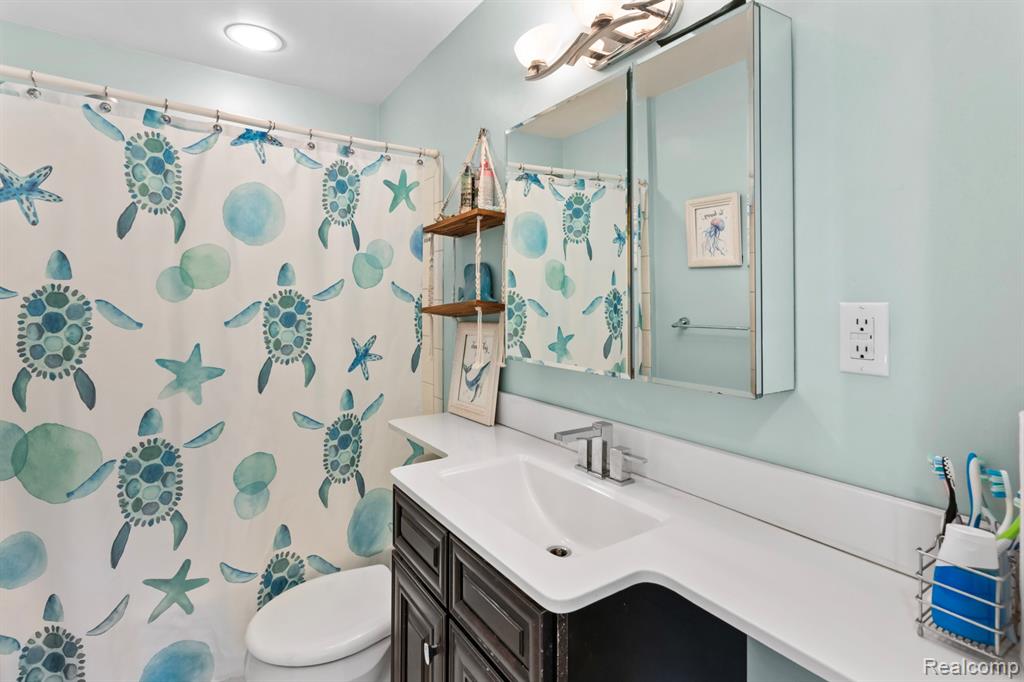 5304 E Frances Road, Mount Morris, MI 48458 — Photo 28