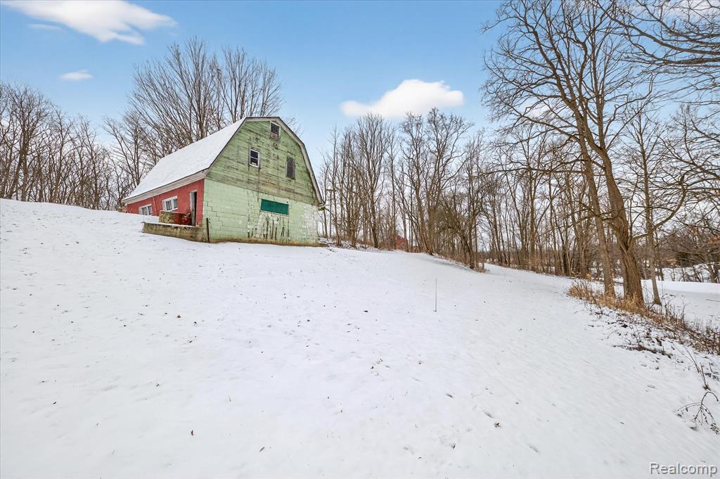 5300 Atlas Road, Grand Blanc, MI 48439 — Photo 42