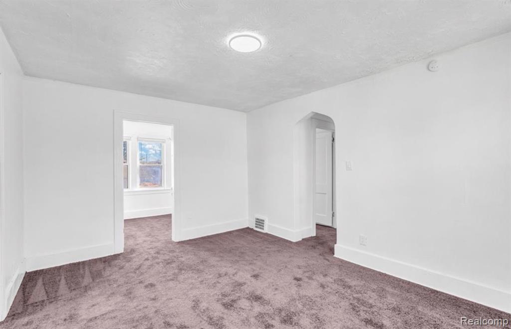 5573 Montclair Street, Detroit, MI 48213 — Photo 29