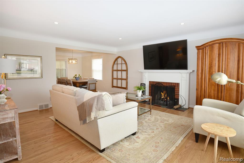 4121 S FULTON Place, Royal Oak, MI 48073 — Photo 6