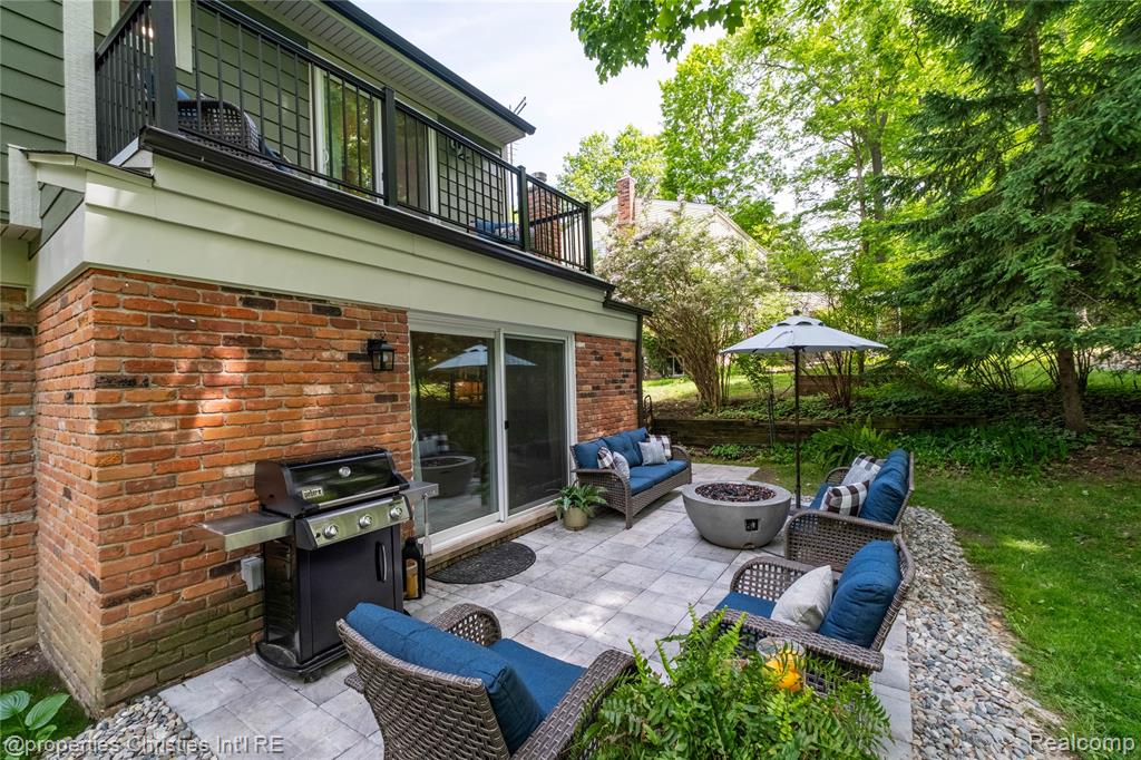 1069 Grace Court, Northville, MI 48167 — Photo 47