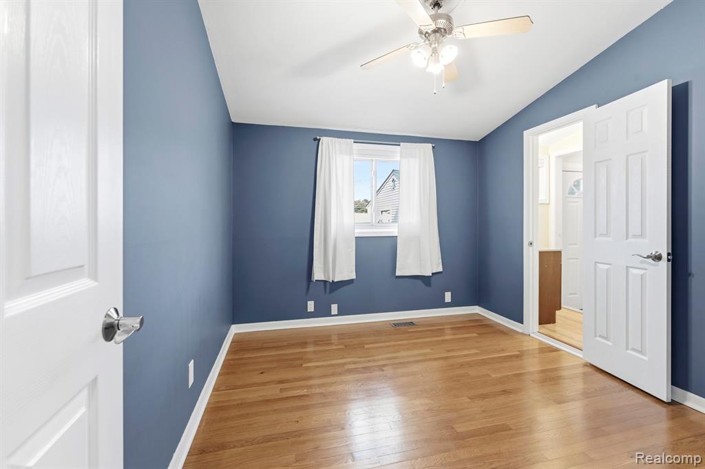 9971 Hartel Court, Livonia, MI 48150 — Photo 14