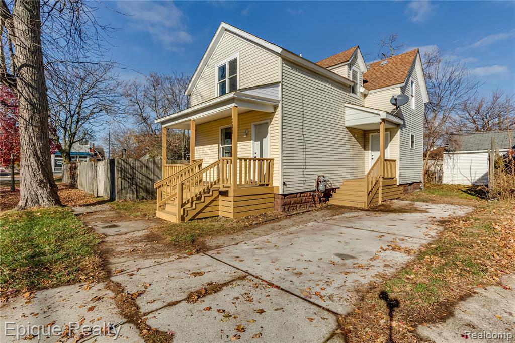 711 Stanton Street, Port Huron, MI 48060 — Photo 2