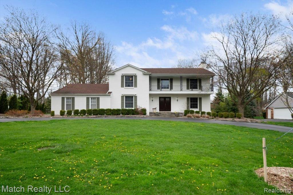 589 KINGSLEY Trail, Bloomfield Hills, MI 48304 — Photo 2