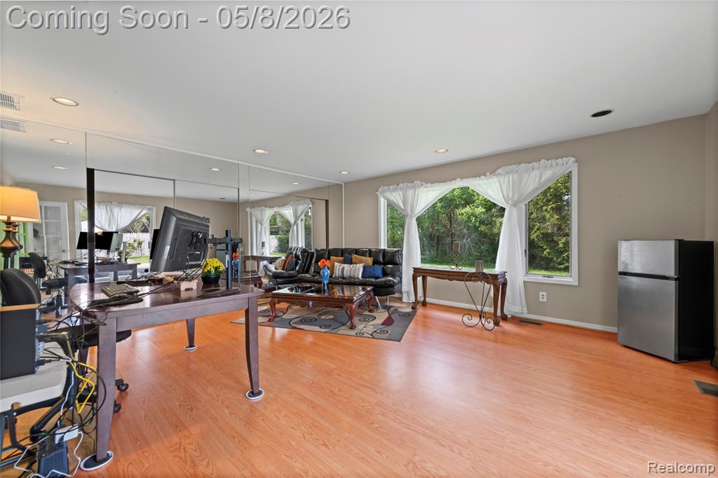 7396 Cornwall Court, West Bloomfield, MI — Photo 15