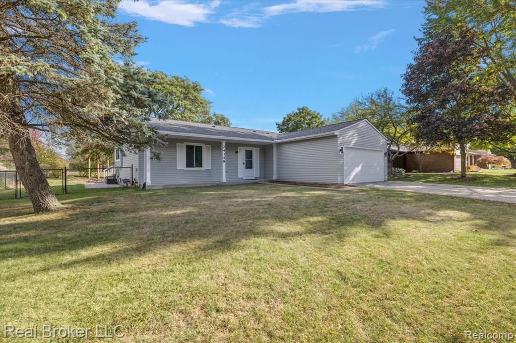 24348 Simmons Drive, Novi, MI — Photo 2