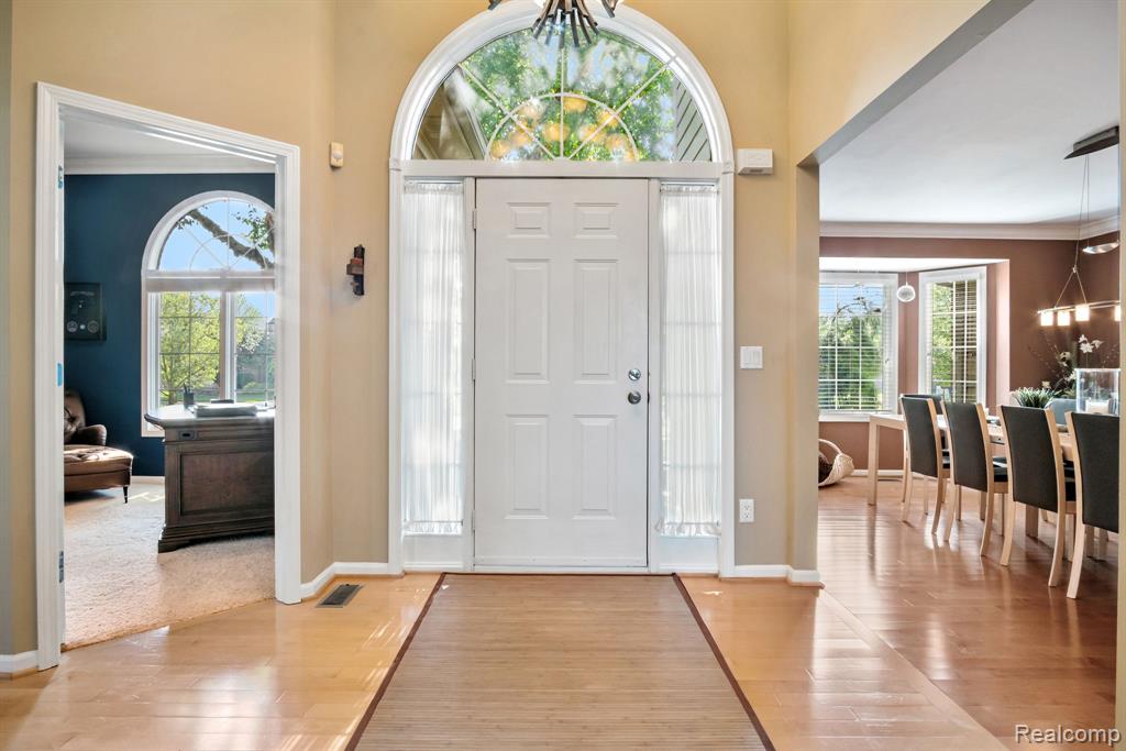 52260 Watkins Glen Drive, Macomb, MI 48042 — Photo 5
