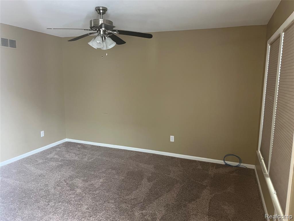 7753 Turrillium Lane, Waterford, MI 48327 — Photo 14