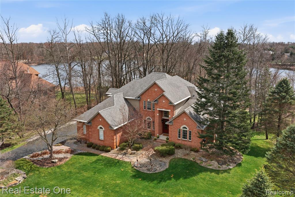 10152 Rosemarie Run, Brighton, MI 48114 — front exterior
