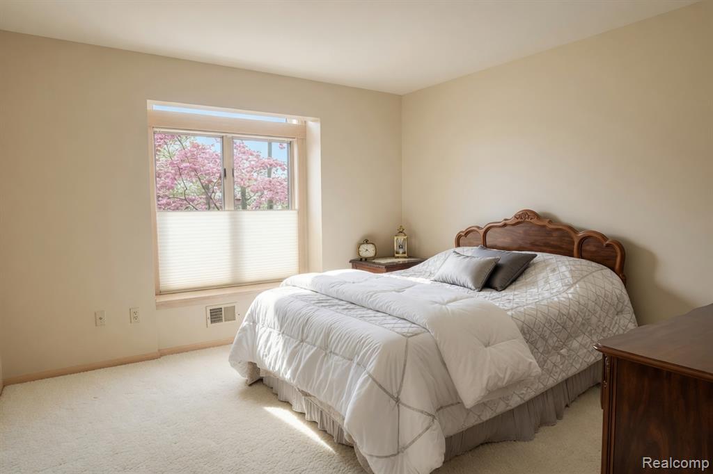 1305 Kings Pointe Road, Grand Blanc, MI 48439 — Photo 66