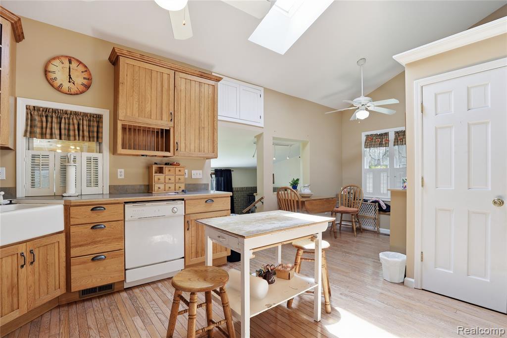 208 Flushing Street, Gaines Vlg, MI 48436 — Photo 26
