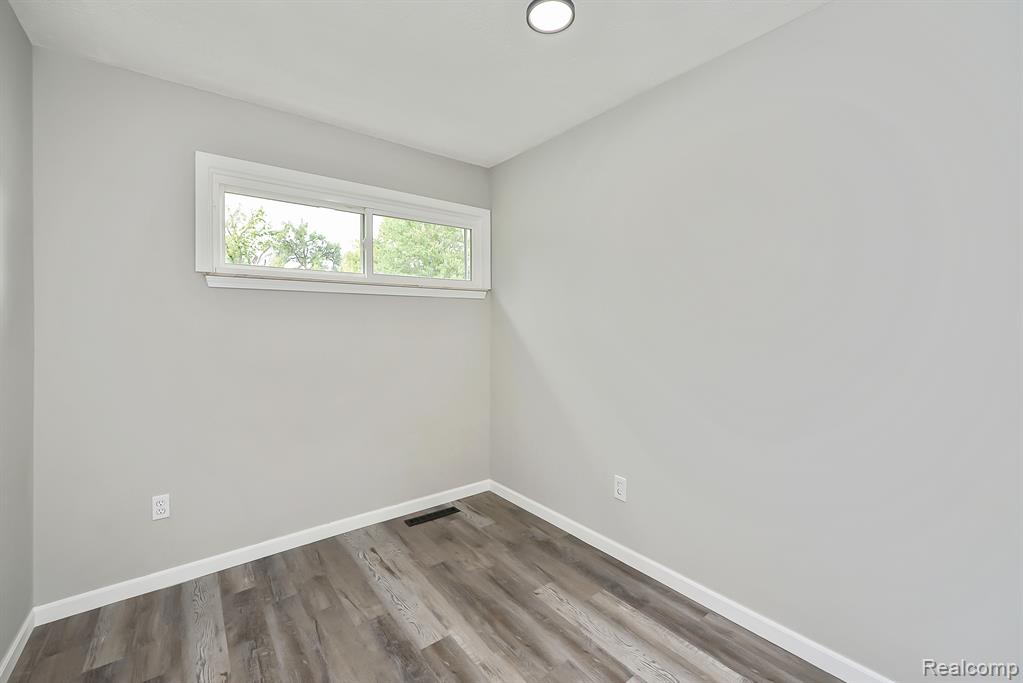 1468 GAIL, Ypsilanti, MI 48198 — Photo 29