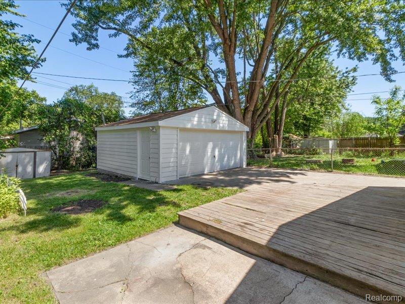 9255 Sylvia Street, Taylor, MI 48180 — Photo 5