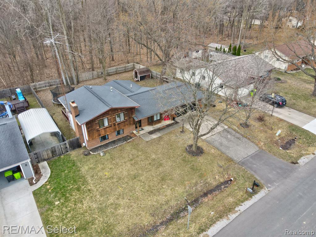 5176 BIRCHCREST Drive, Swartz Creek, MI 48473 — Photo 22