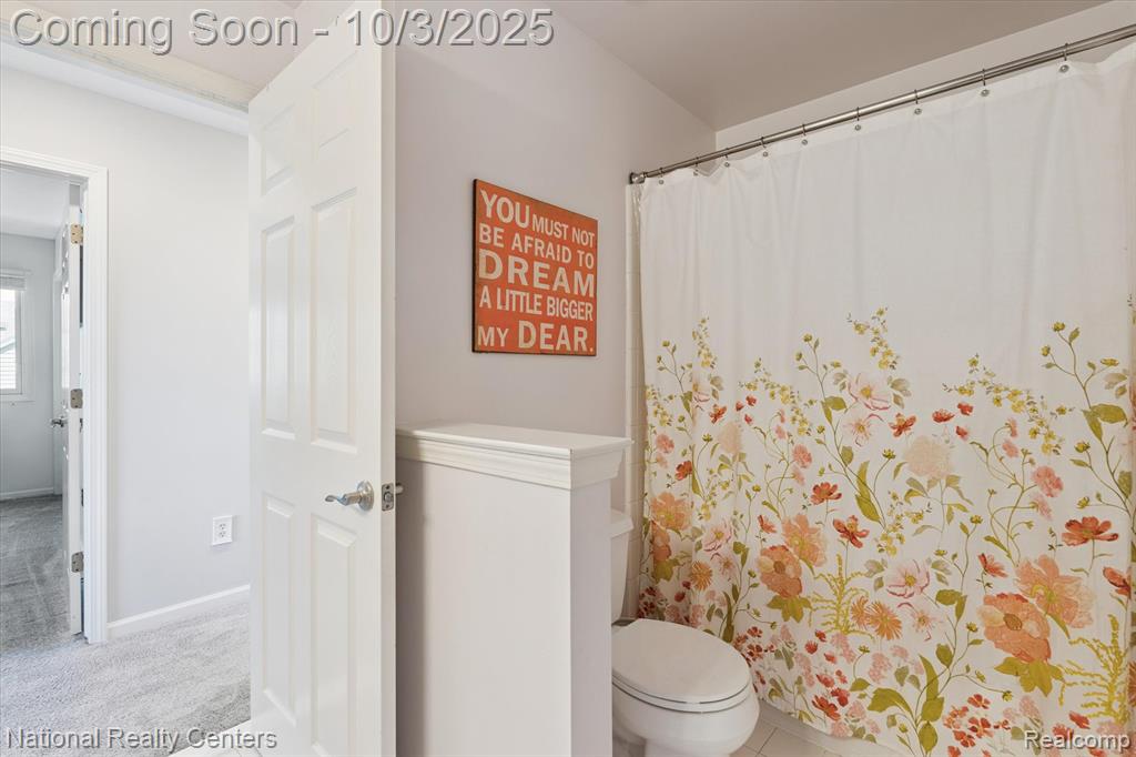 489 Gleneagles, Highland, MI — Photo 38