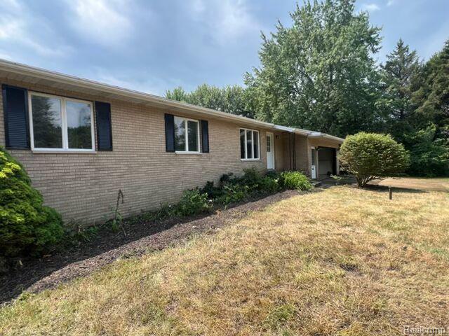 10089 Coldwater Road, Flushing, MI 48433 — Photo 2