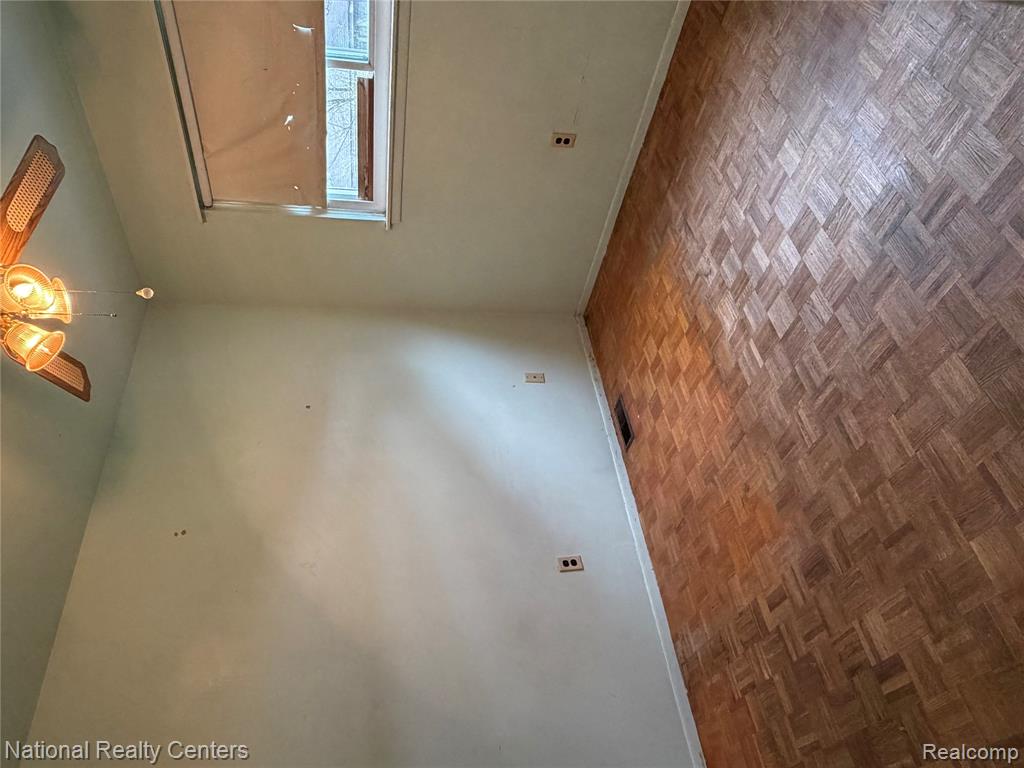 6836 Mansfield Street, Detroit, MI 48228 — Photo 9