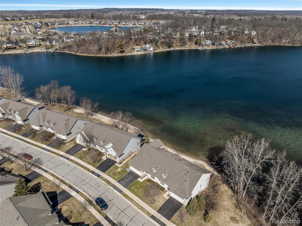 224 Stony Lake Drive, Oxford, MI 48371 — Photo 4