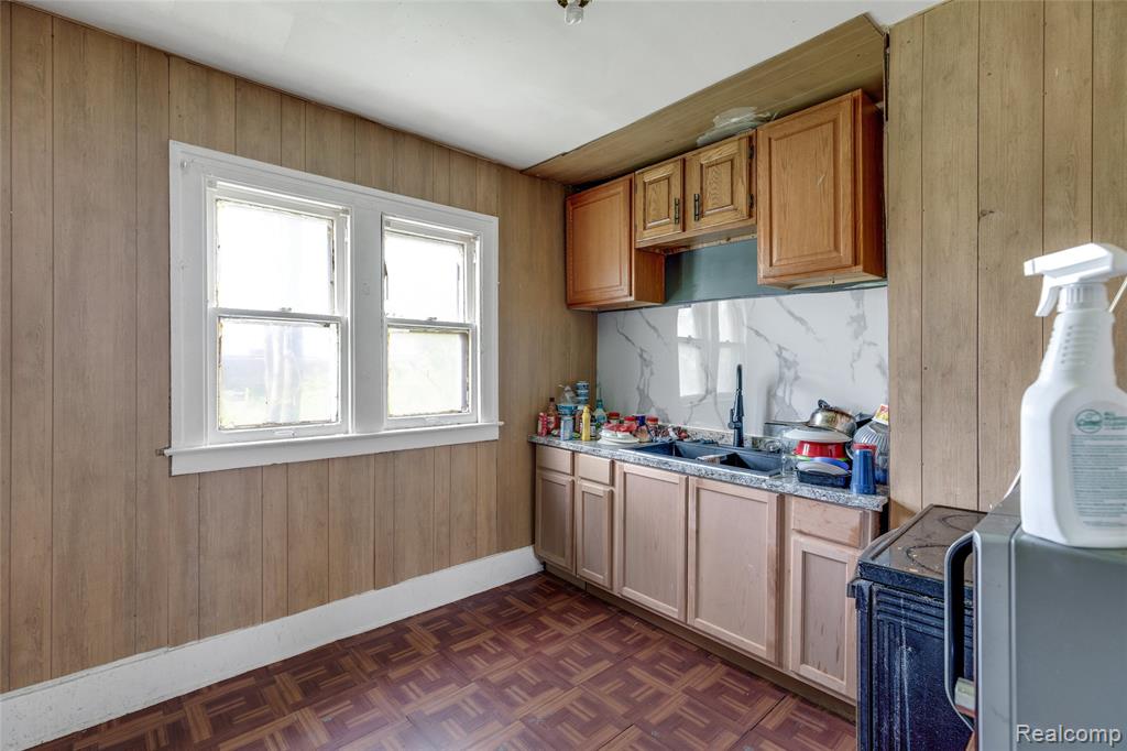 4666 Lillibridge Street, Detroit, MI 48214 — Photo 7