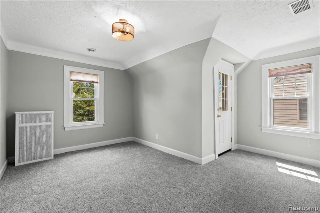 312 MCKINLEY Avenue, Grosse Pointe Farms, MI 48236 — Photo 23
