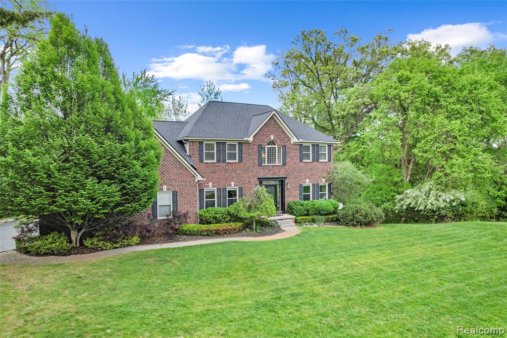 10099 Fernbrooke Drive, Brighton, MI 48116 — Photo 9
