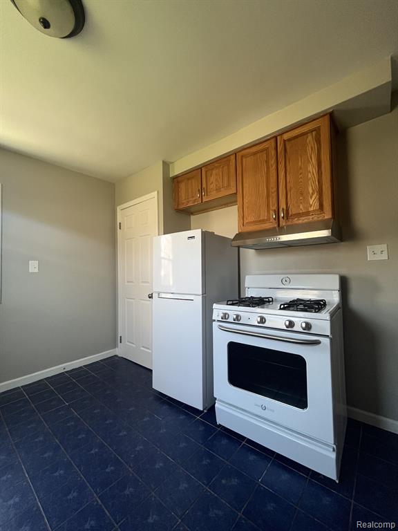 648 CLEVELAND Avenue, Lincoln Park, MI 48146 — Photo 6