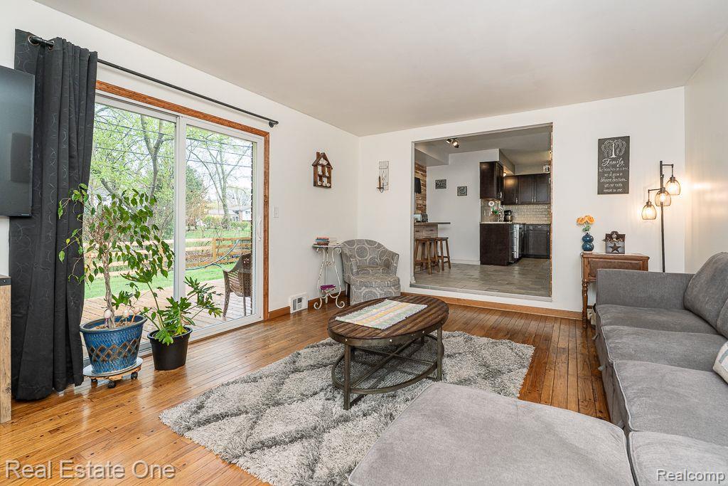 53416 Bellamine Drive, Shelby Twp, MI 48316 — Photo 23