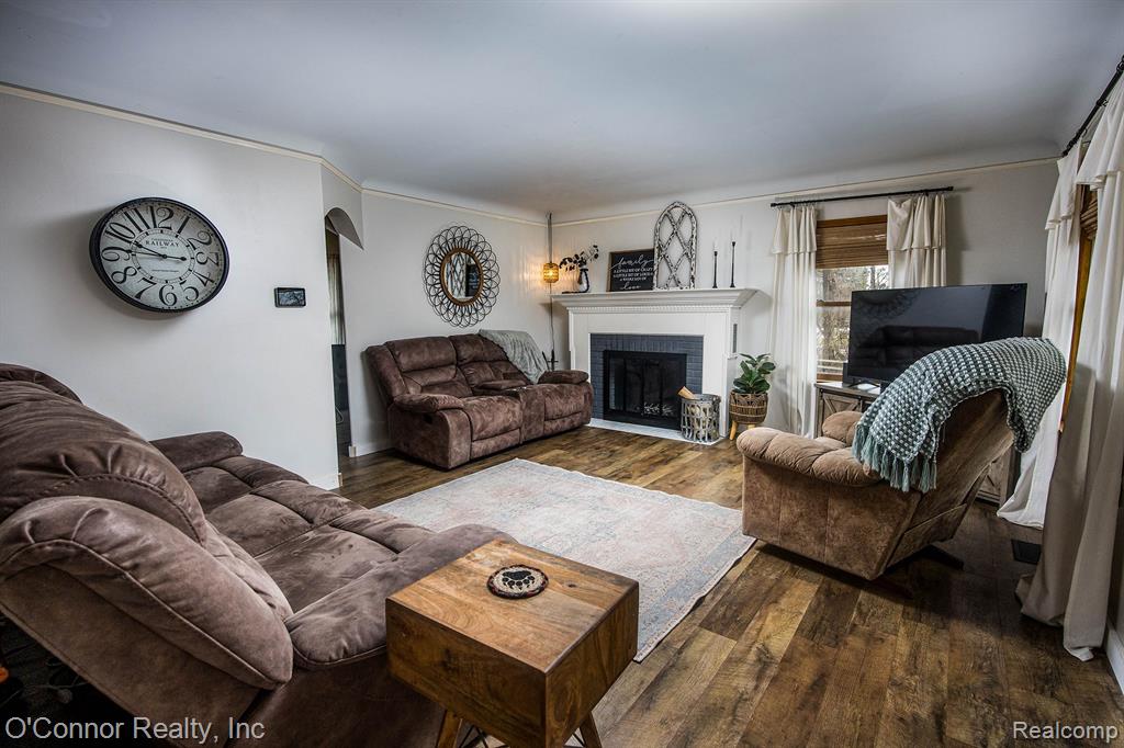 3725 INDIAN Trail, China, MI — Photo 3