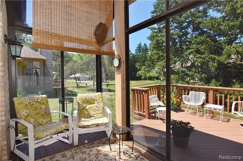 22080 Orchard Way, 37, Beverly Hills, MI 48025 — Photo 11