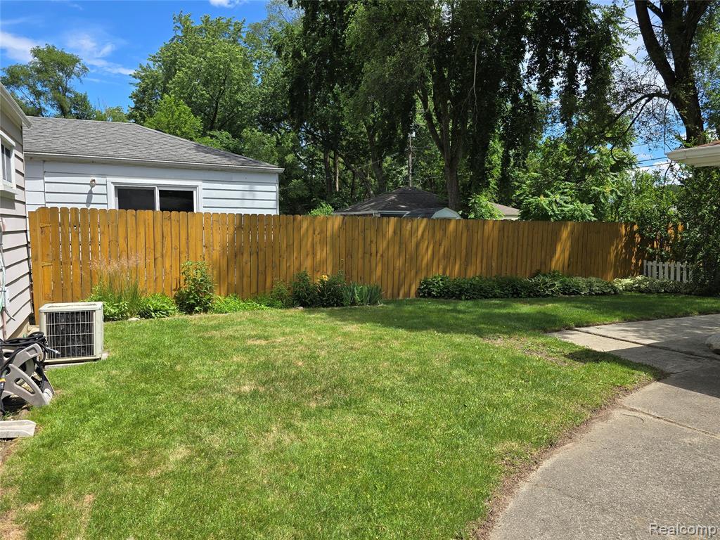 4663 Ziegler Street, Dearborn Heights, MI 48125 — Photo 19
