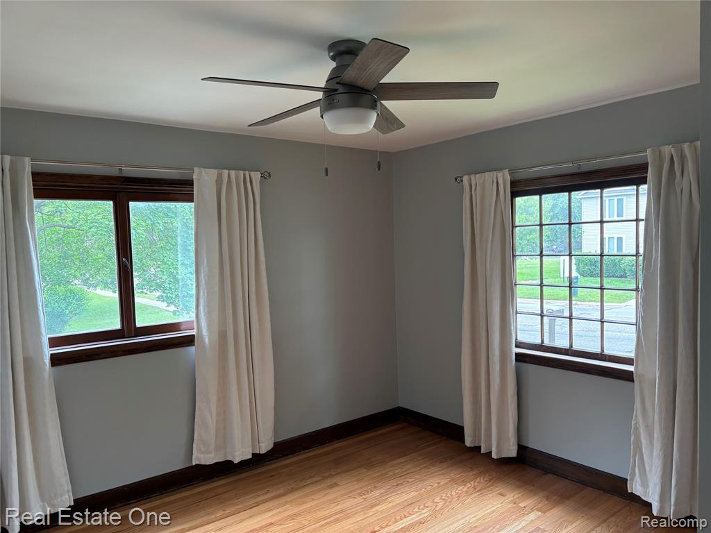109 W Kennett Road, Pontiac, MI 48340 — Photo 22