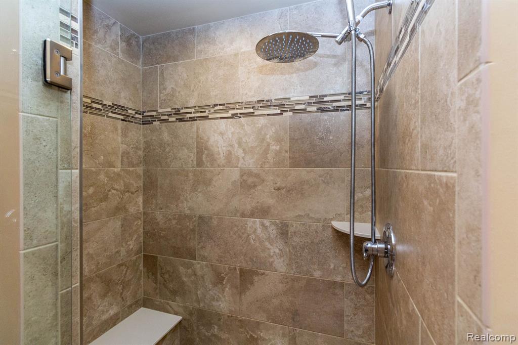 7873 Firestone Lane, Washington, MI — Photo 28