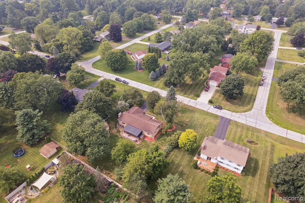 8812 Rio Vista Street, Green Oak, MI 48116 — Photo 42