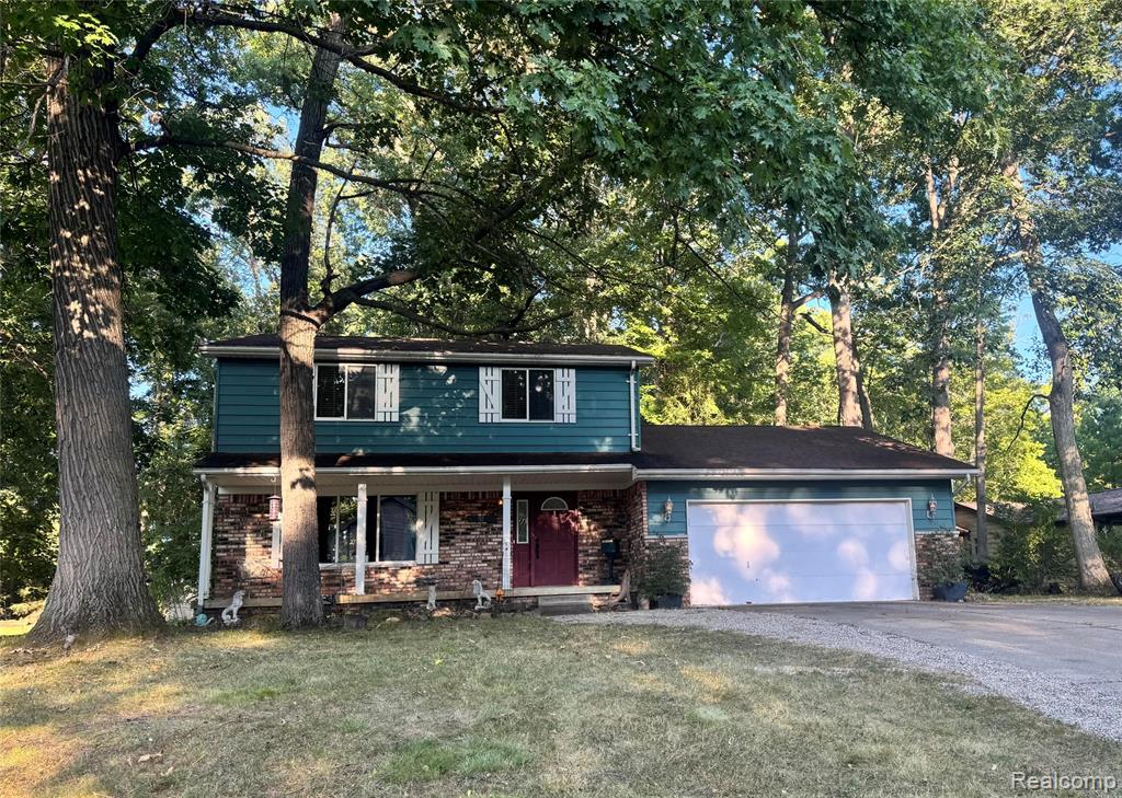 13305 Crane Ridge Drive, Fenton, MI 48430