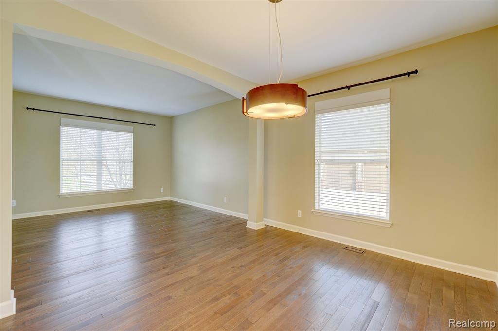 8599 Hummingbird, Commerce Twp, MI 48382 — Photo 14