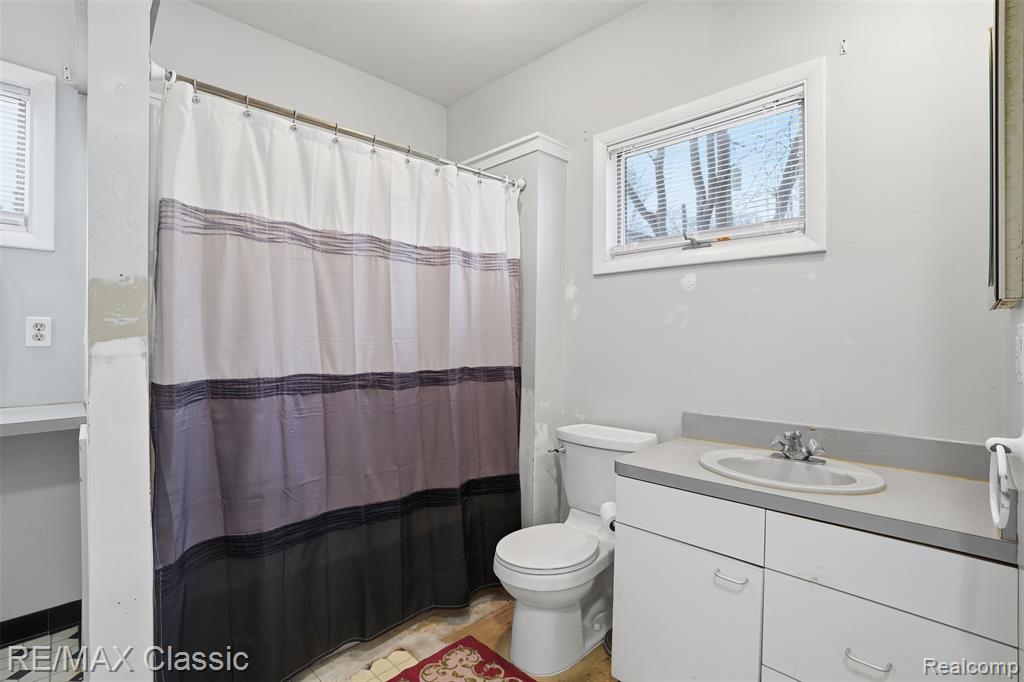 226 Franklin Street, Milford, MI 48381 — Photo 22